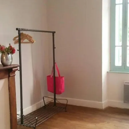 Maison De Village Pour Débrancher Сasa de vacaciones Fougax-et-Barrineuf