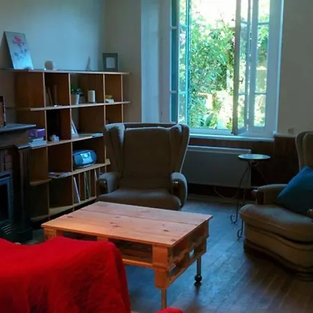 Maison De Village Pour Débrancher * Fougax-et-Barrineuf